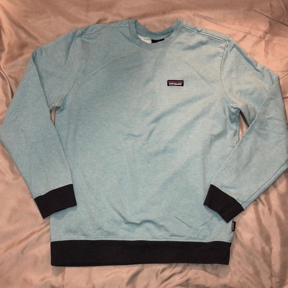 Patagonia men’s sweatshirt